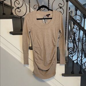 Elegant Ladies Long Sleeve Beige Sweater Tunic Size Small